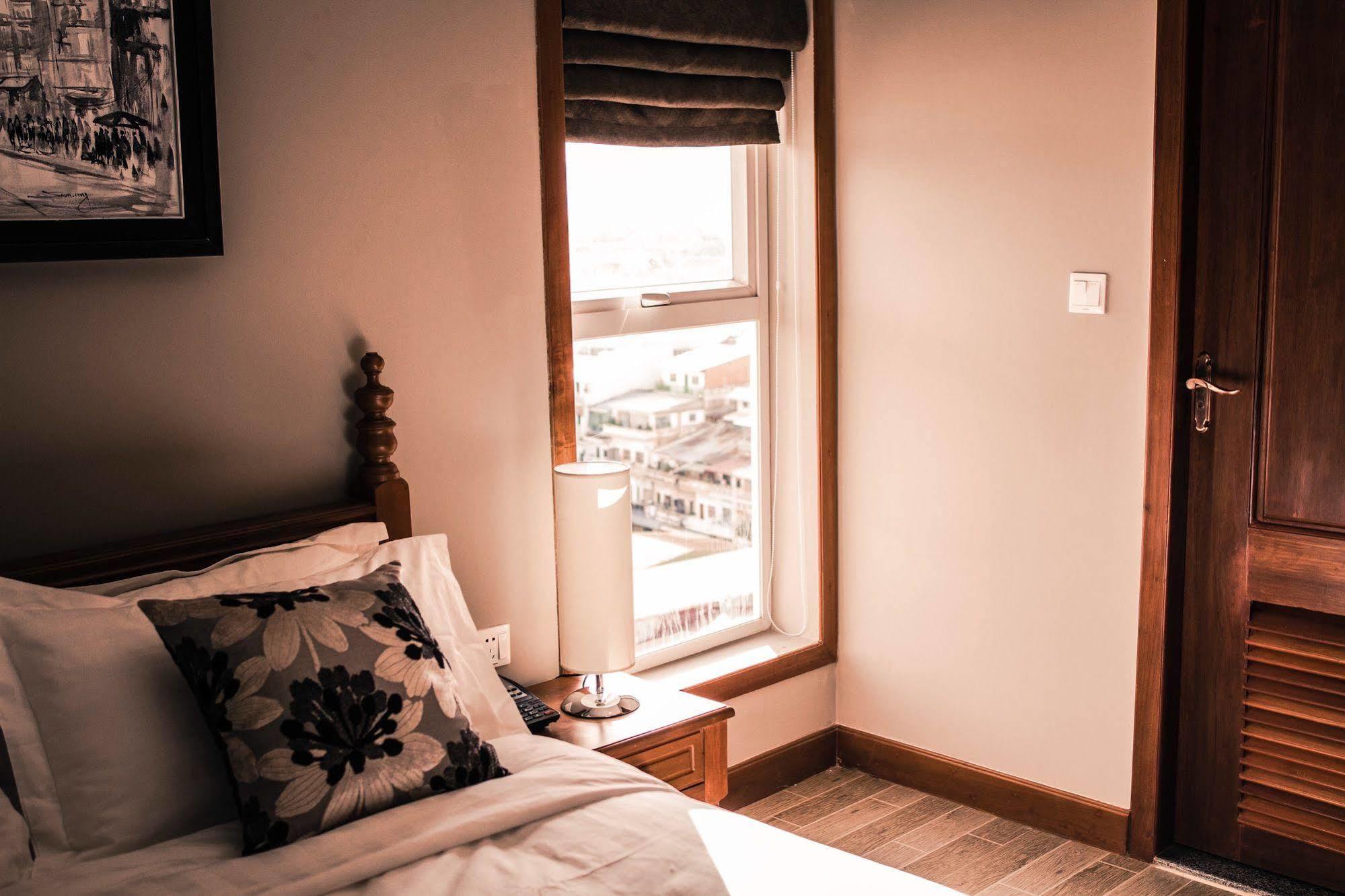 Point Boutique Hotel Phnom Pen Exterior foto