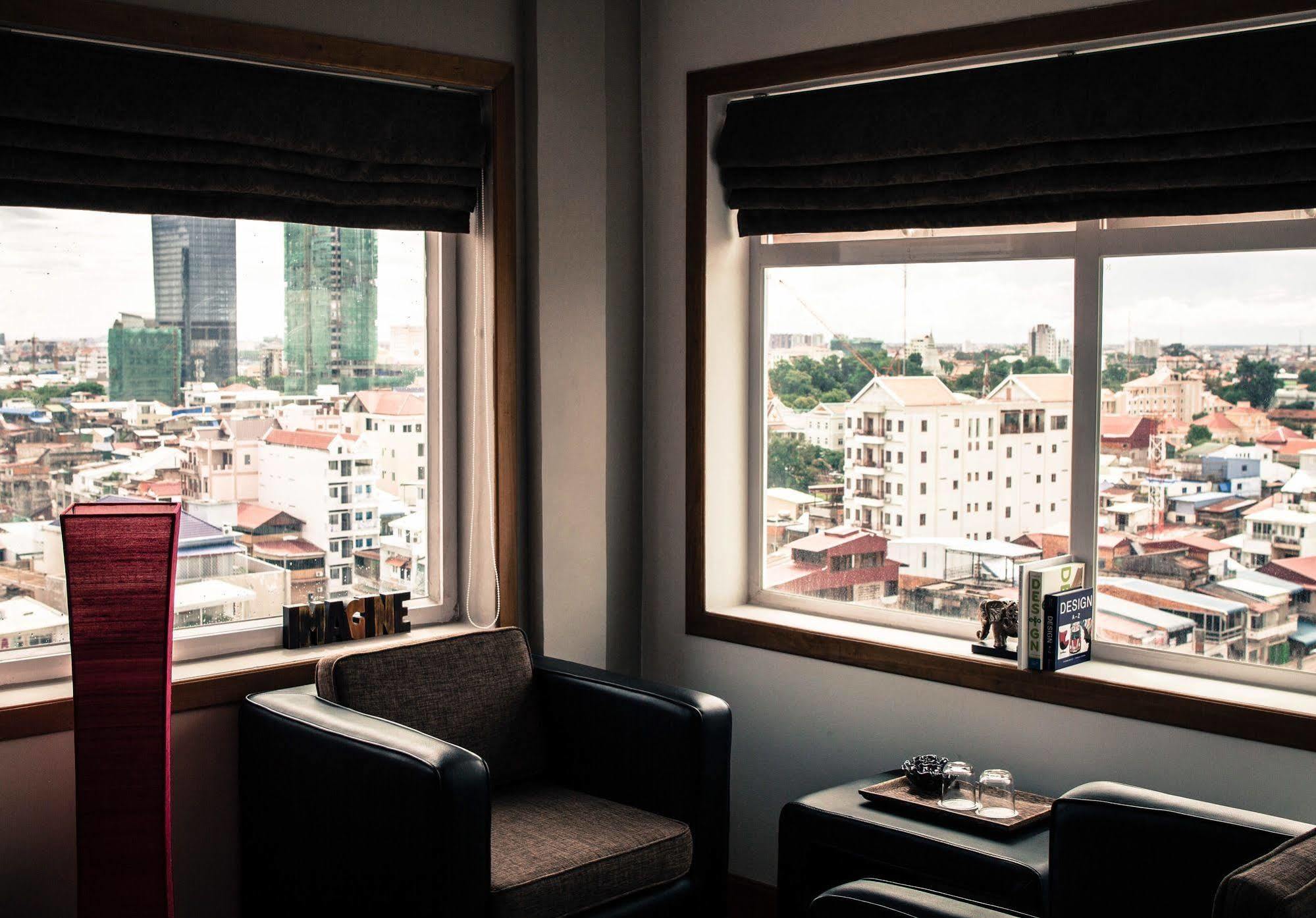 Point Boutique Hotel Phnom Pen Exterior foto